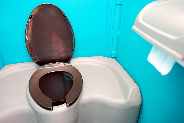 Best Construction site porta potty rental  in Wallace, FL